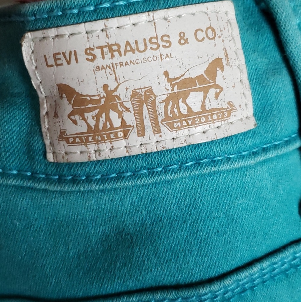 Levi's 11/12 teal shorty shorts - Picture 3 of 4